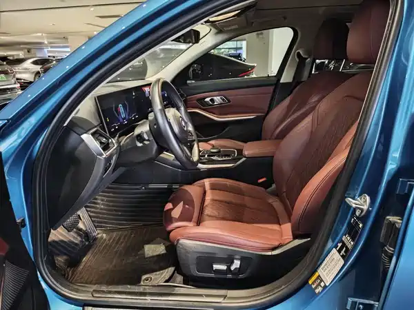 BMW i3 2022