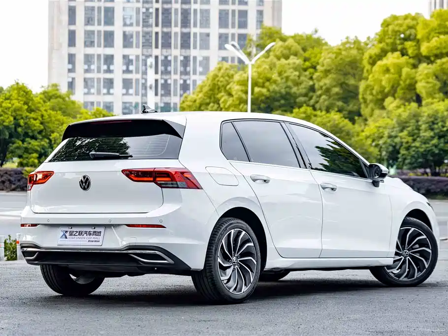 Volkswagen Golf 2022