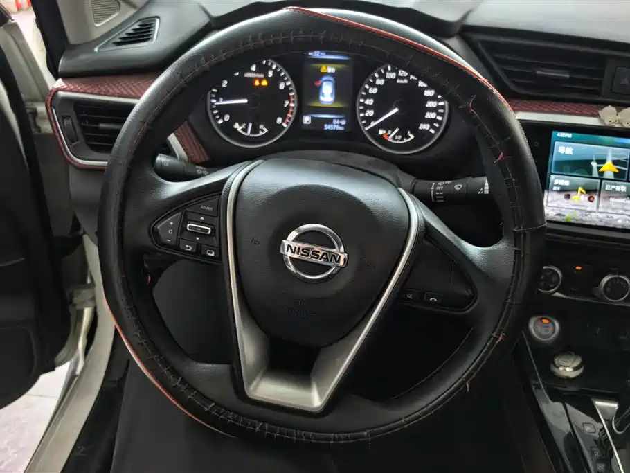 Nissan Bluebird 2020 — фото 15