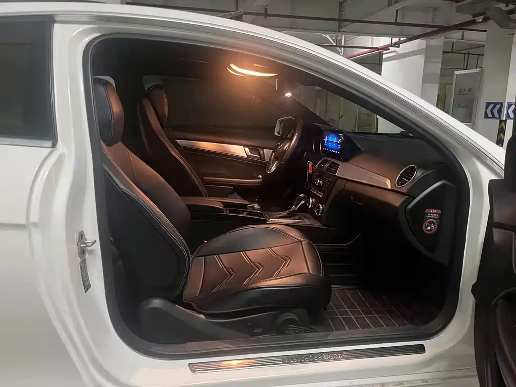Mercedes-Benz C-Class 2015