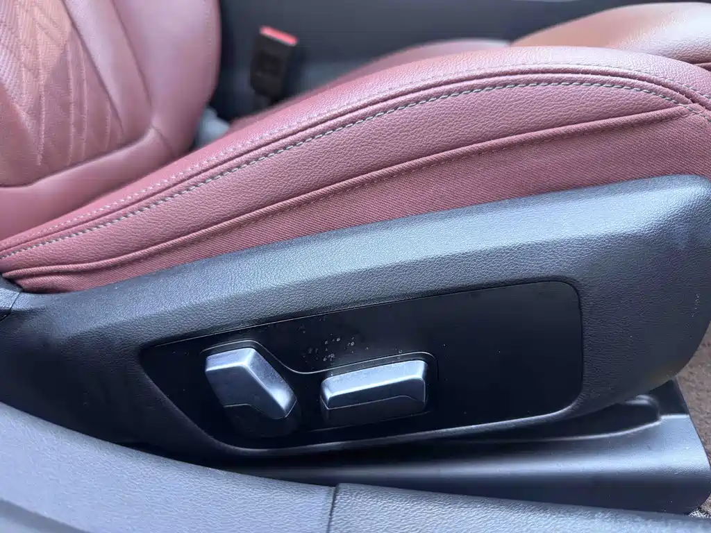 BMW 3 Series 2023 — фото 18