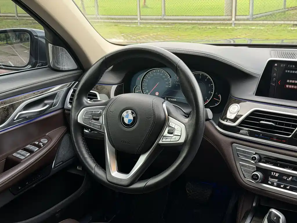 BMW 7 Series 2019 — фото 20