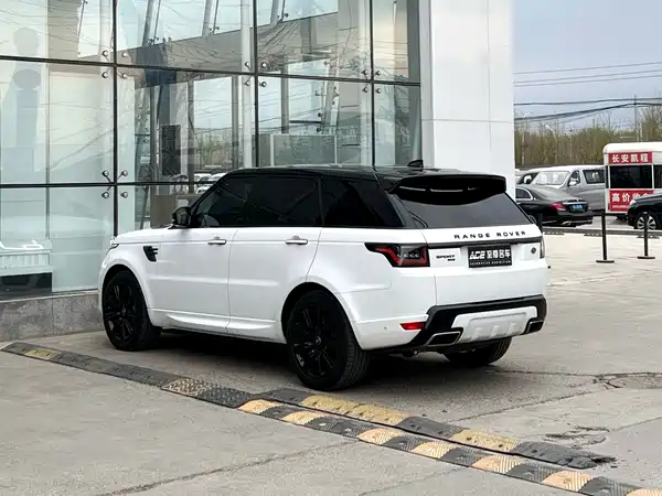 Land Rover Range Rover Sport 2021