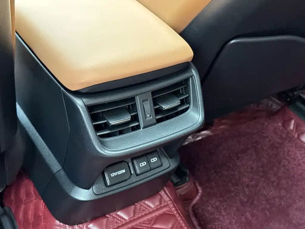 Lexus ES 2023 — фото 14