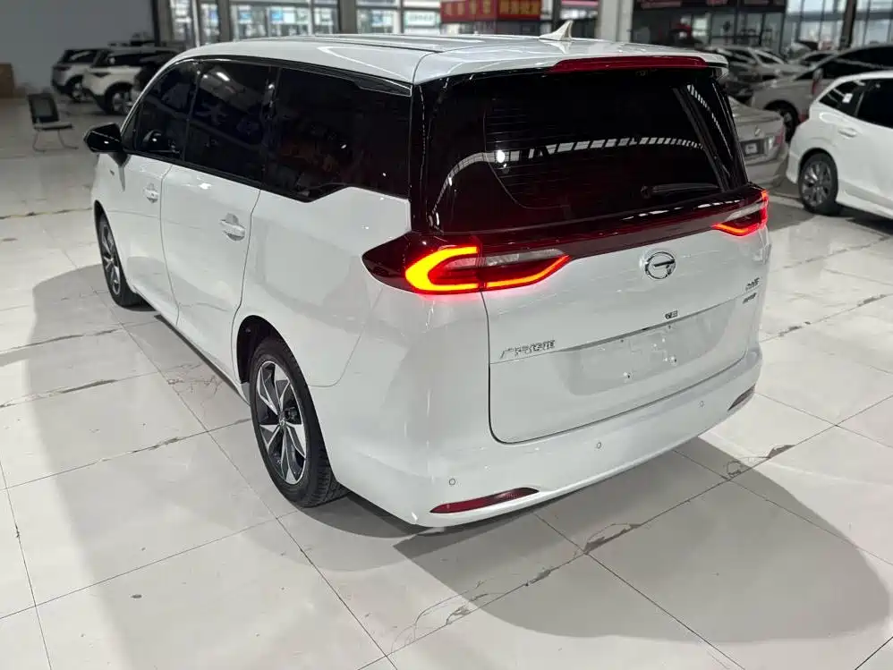 GAC Trumpchi M6 2022 — фото 14