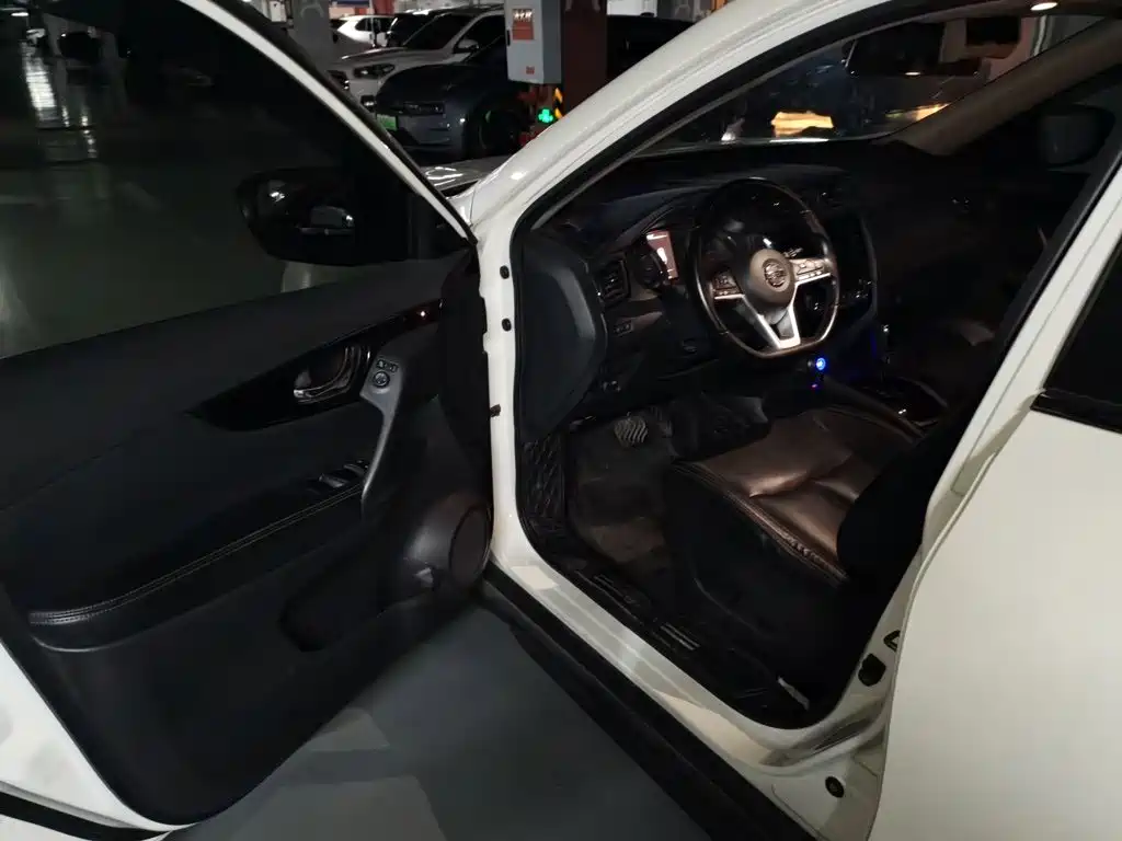 Nissan X-Trail 2020 — фото 14