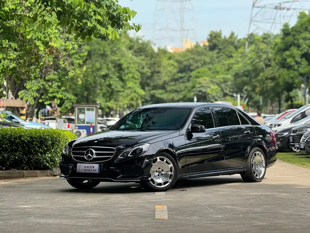 Mercedes-Benz E-Class 2014 — фото 1