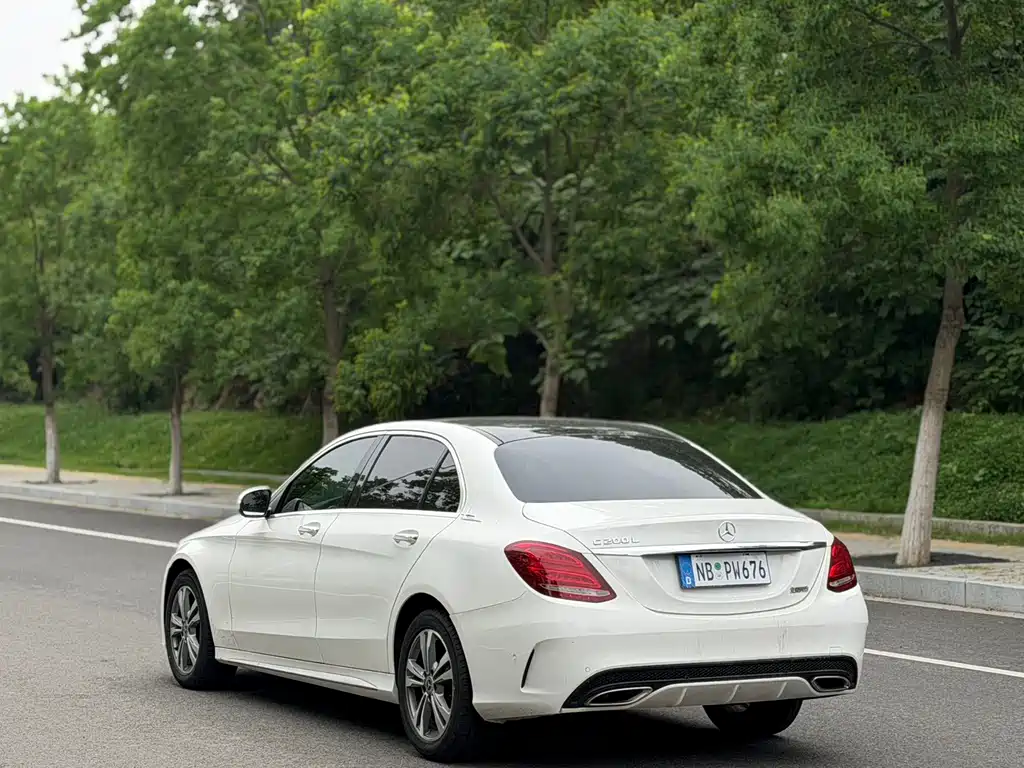 Mercedes-Benz C-Class 2018 — фото 11