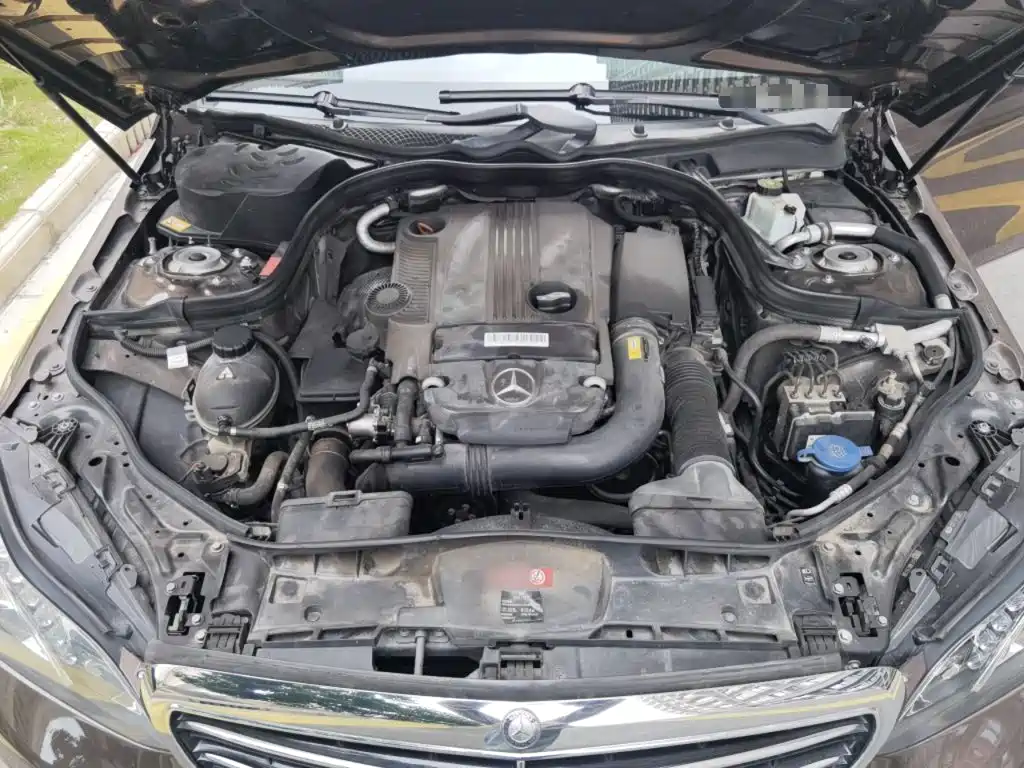 Mercedes-Benz E-Class 2015 — фото 11
