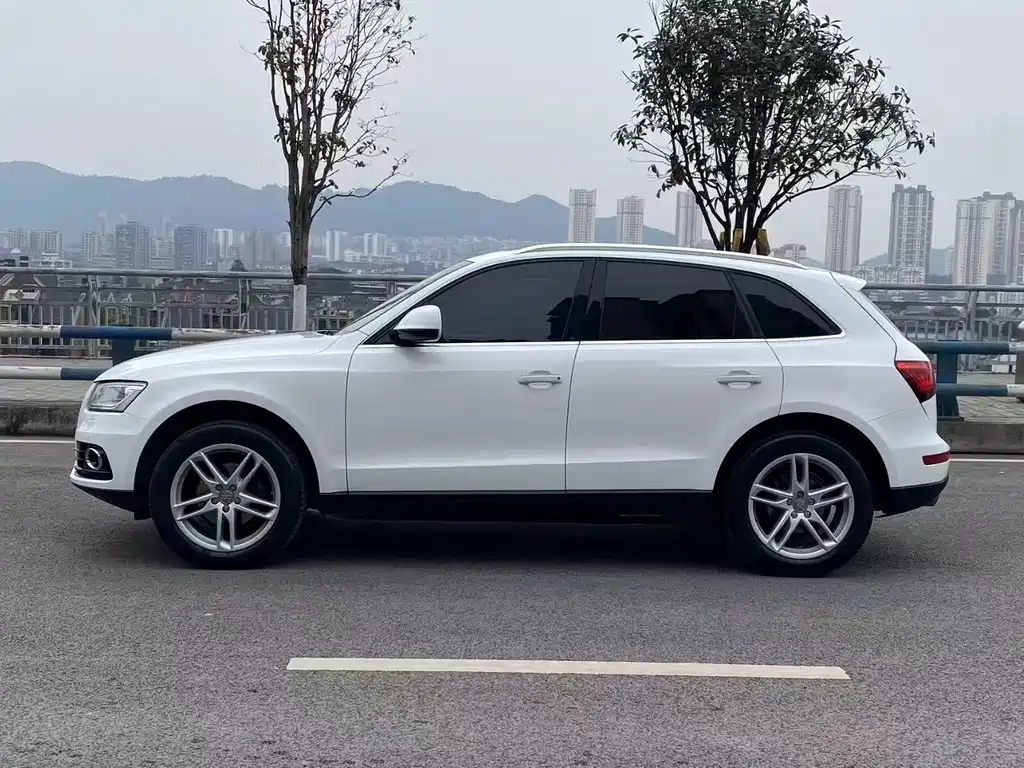 Audi Q5 2016