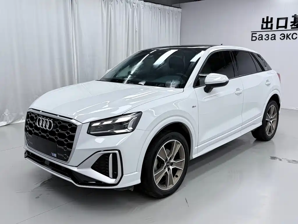 Audi Q2L 2022