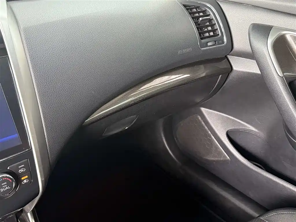 Nissan Teana 2015 — фото 6