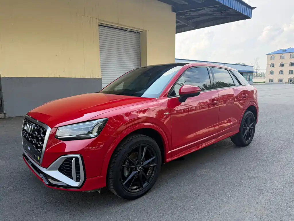 Audi Q2L 2021