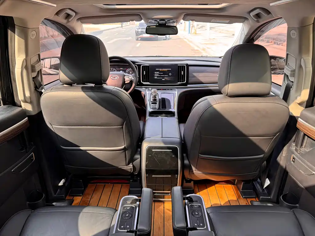 GAC Motor Trumpchi M8 2022 — фото 20