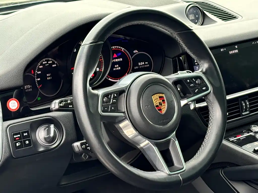 Porsche Cayenne 2019 — фото 9