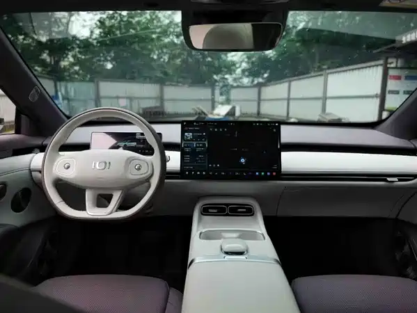 Changan Qiyuan A06 2025