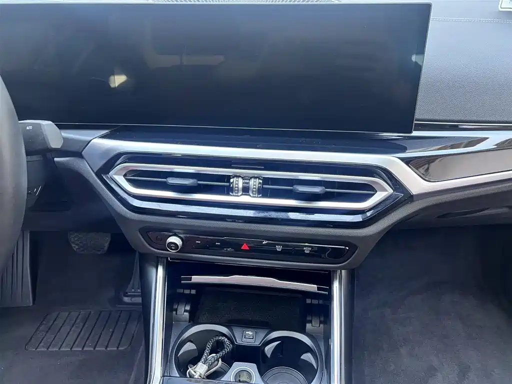 BMW 3 Series 2023