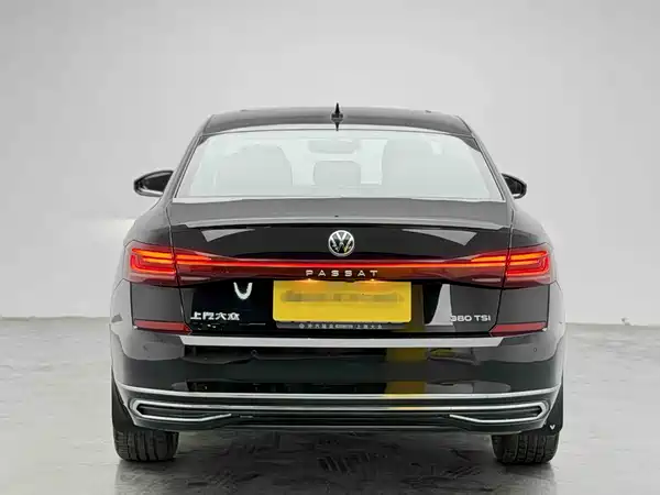 Volkswagen Passat 2024