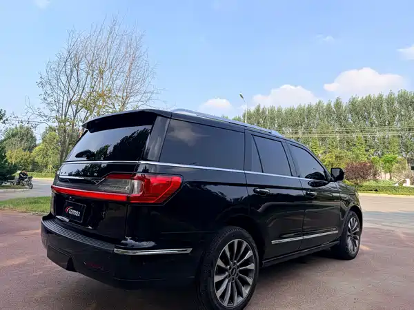 Lincoln Navigator 2019