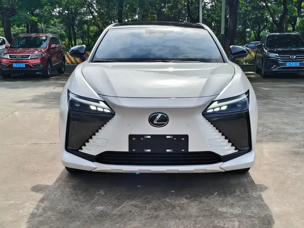 Lexus RZ 2023 — фото 2