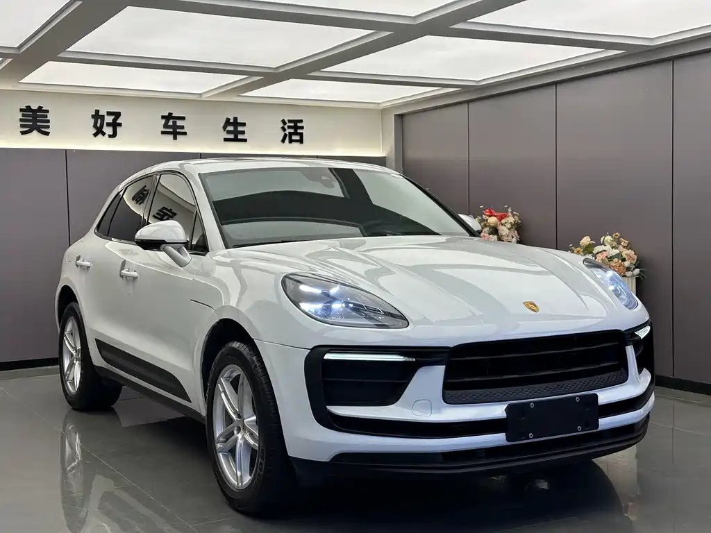 Porsche Macan 2023 — фото 3