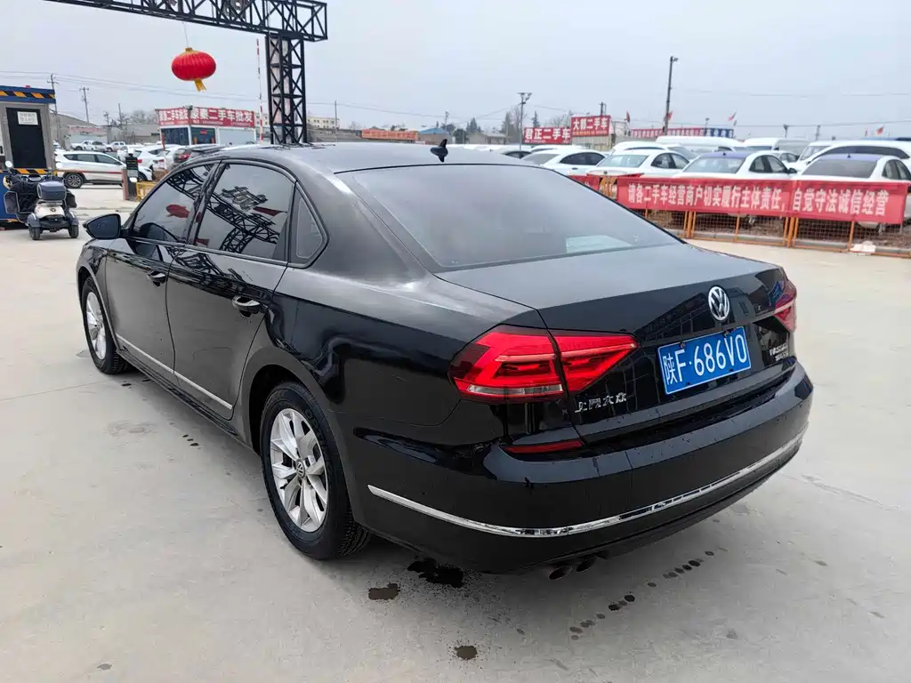 Volkswagen Passat 2019 — фото 11