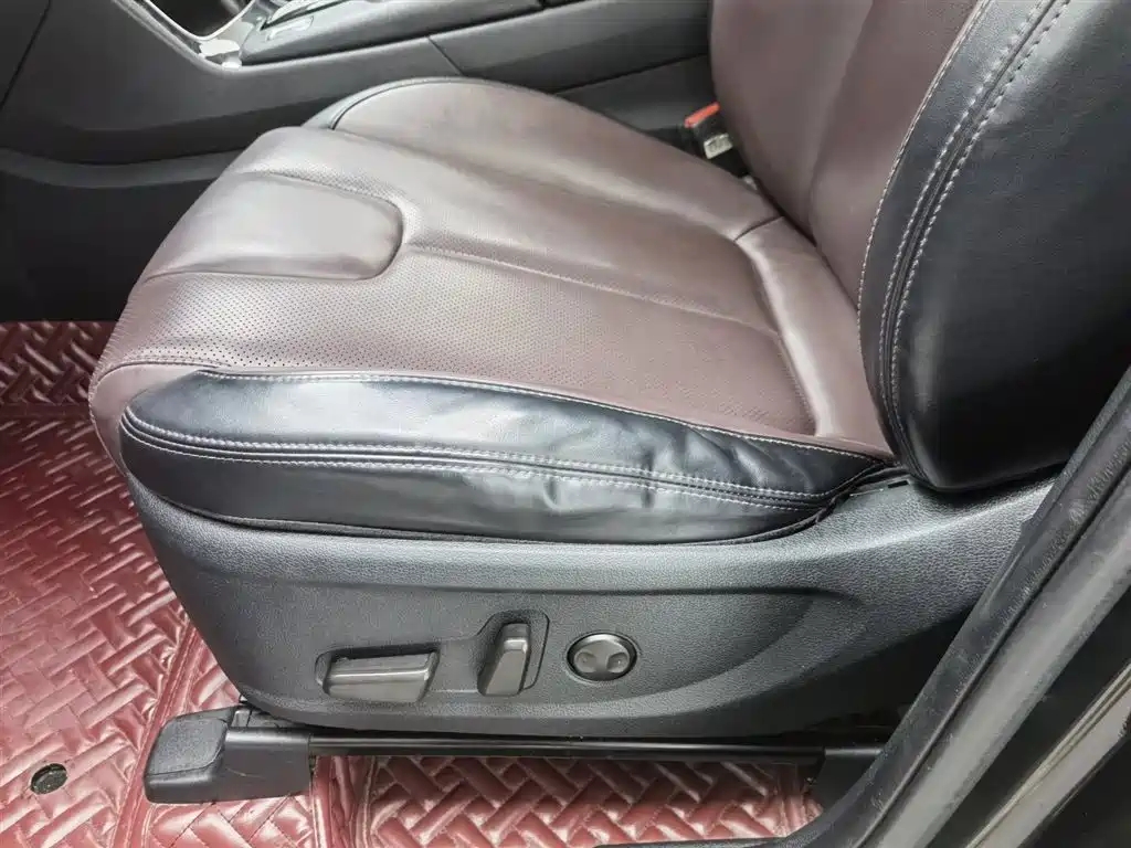 Hyundai Santa Fe 2019 — фото 20