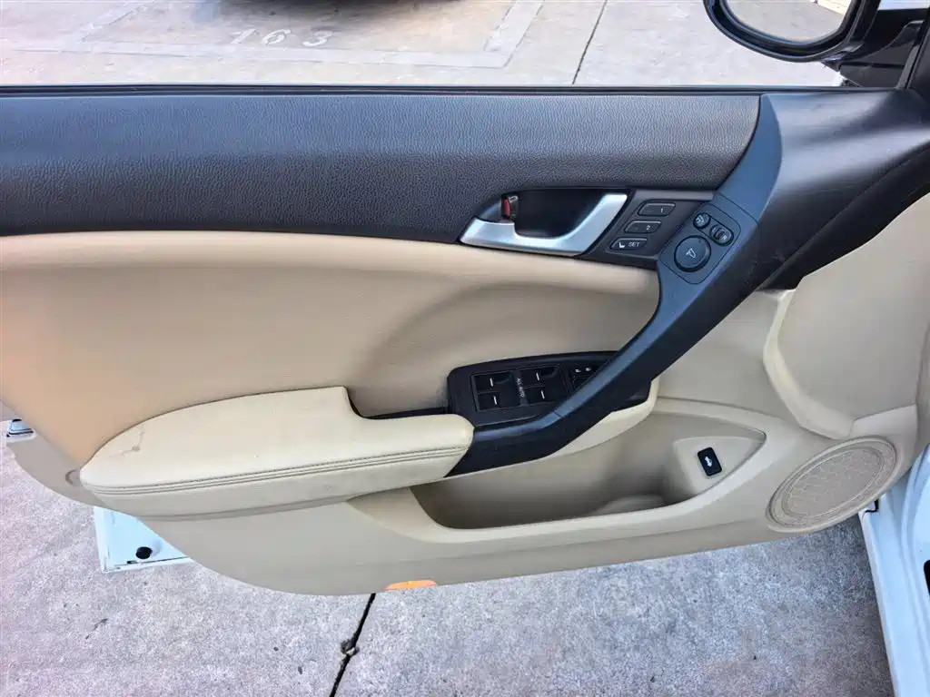 Honda Spirior 2013 — фото 10