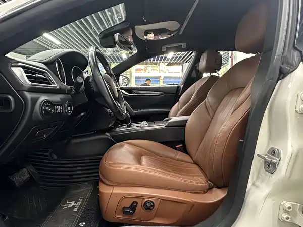 Maserati Ghibli 2018