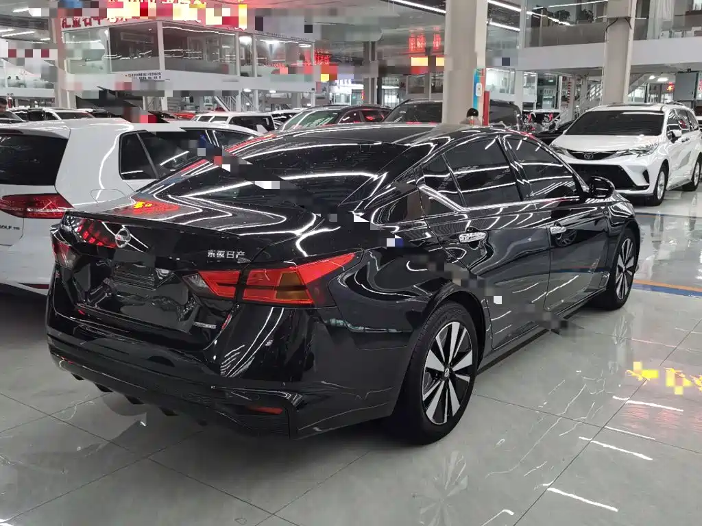 Nissan Teana 2021