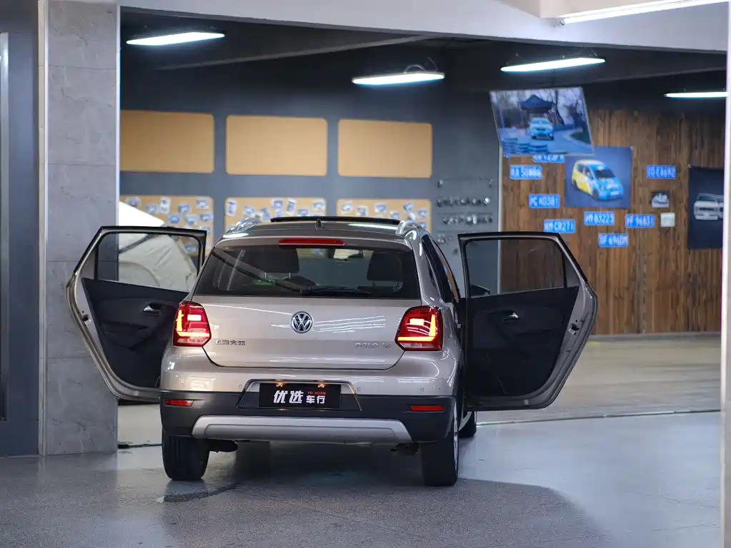Volkswagen Polo 2015