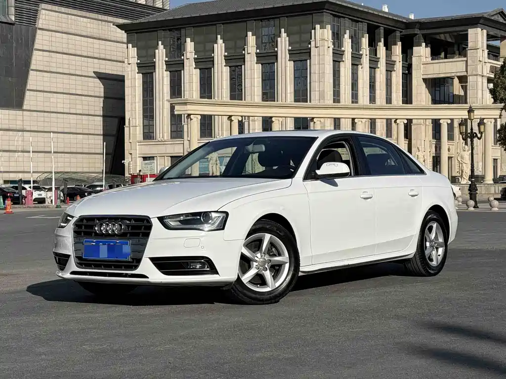 Audi A4L 2014
