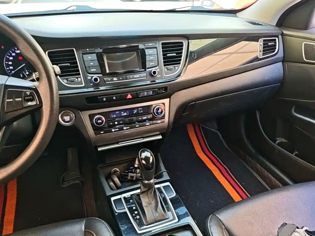 Hyundai Mistra 2015 — фото 13
