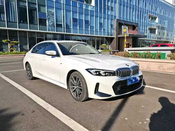 BMW 3 Series 2023