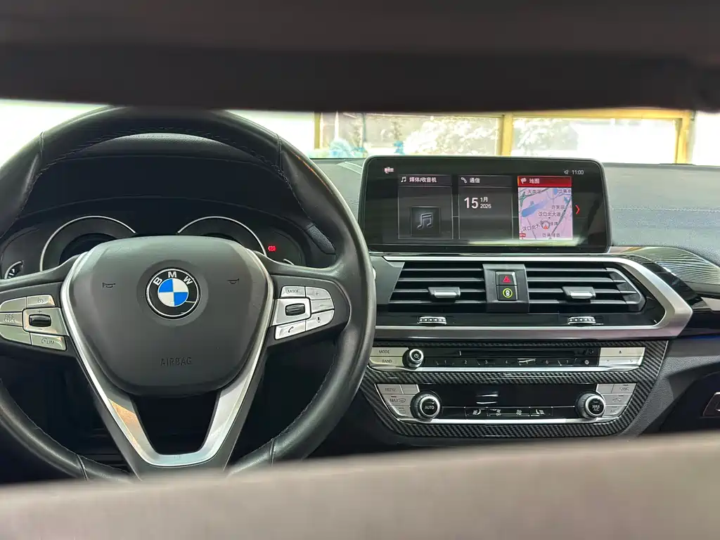 BMW X3 2019 — фото 24