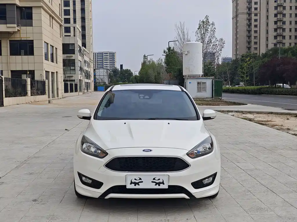 Ford Focus 2016 — фото 2
