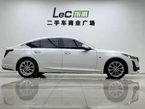 Cadillac CT5 2022