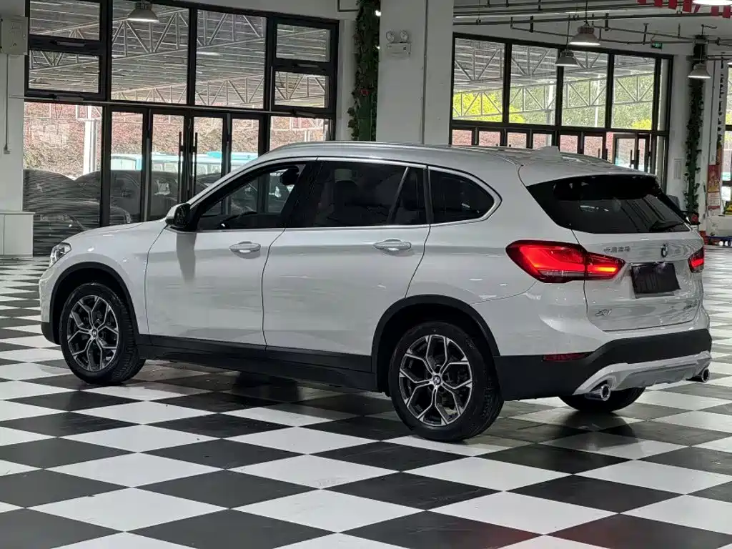BMW X1 2020 — фото 24