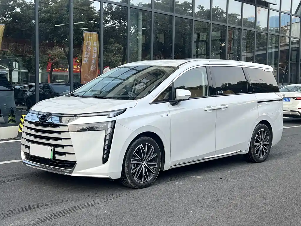 GAC Motor E8 PHEV 2024 — фото 1