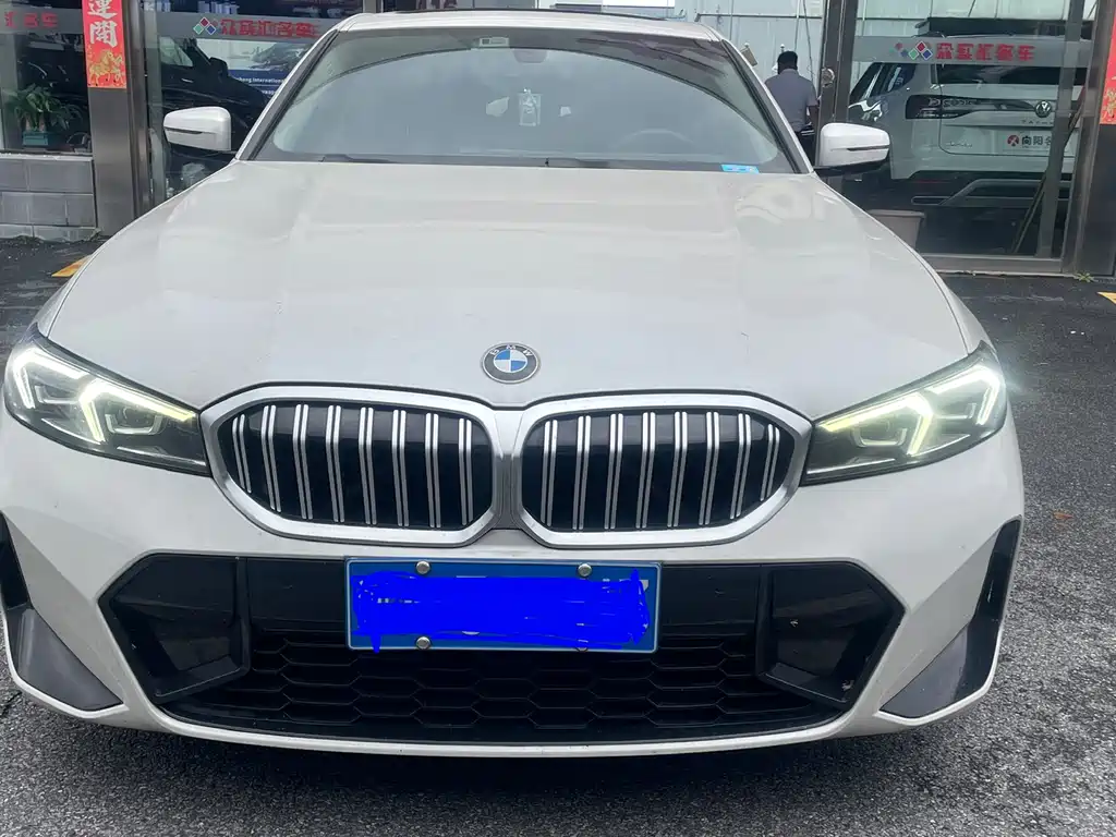 BMW 3 Series 2023