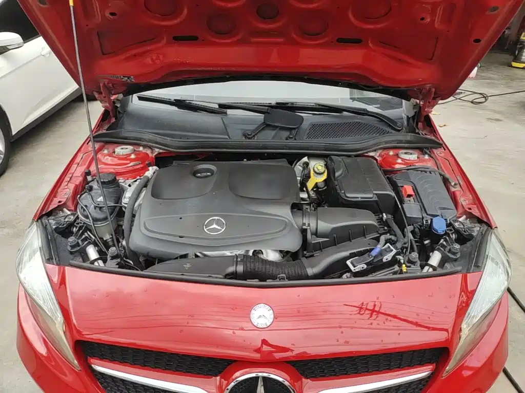 Mercedes-Benz A-Class 2016 — фото 20
