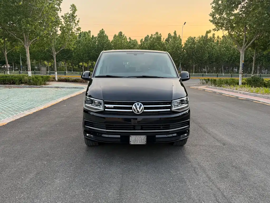 Volkswagen Multivan 2019 — фото 2