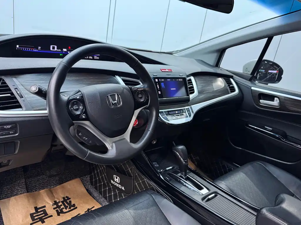Honda Jade 2019 — фото 8
