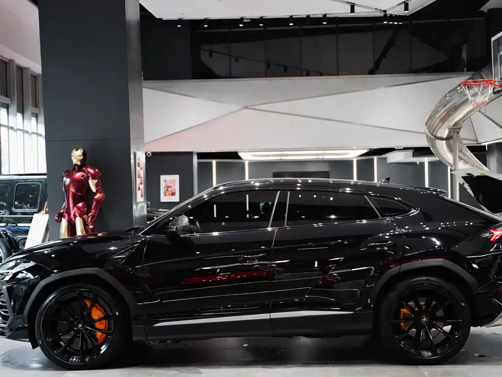 Lamborghini Urus 2022 — фото 10