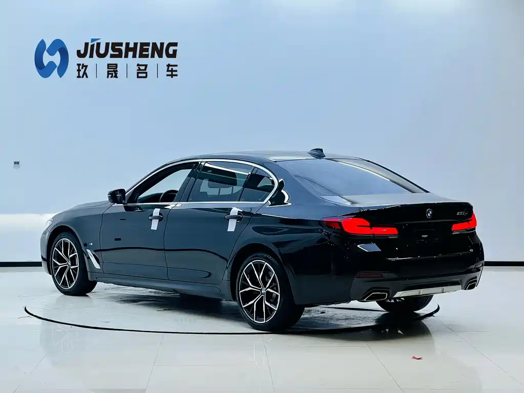 BMW 5 Series 2023