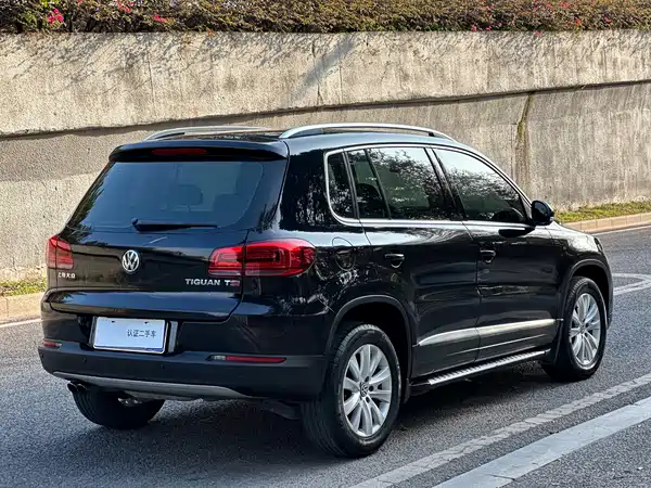 Volkswagen Tiguan 2015