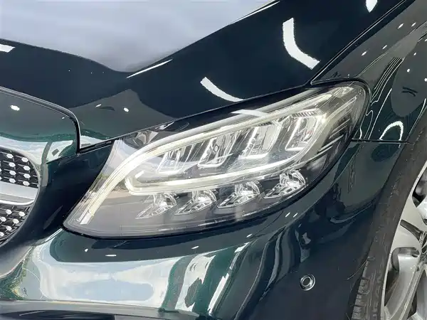Mercedes-Benz C-Class 2019
