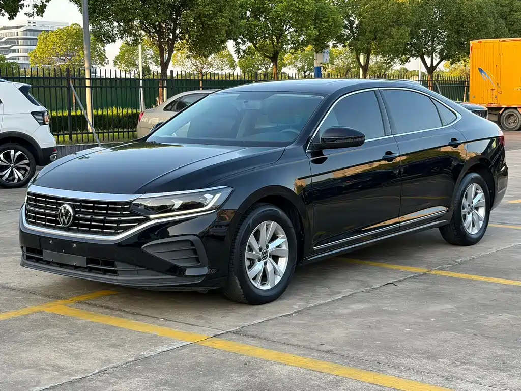 Volkswagen Passat 2022