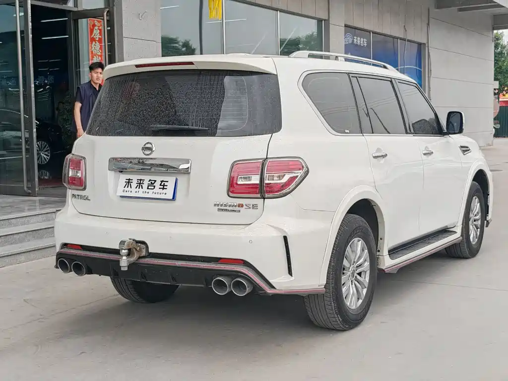 Nissan Patrol 2018 — фото 15
