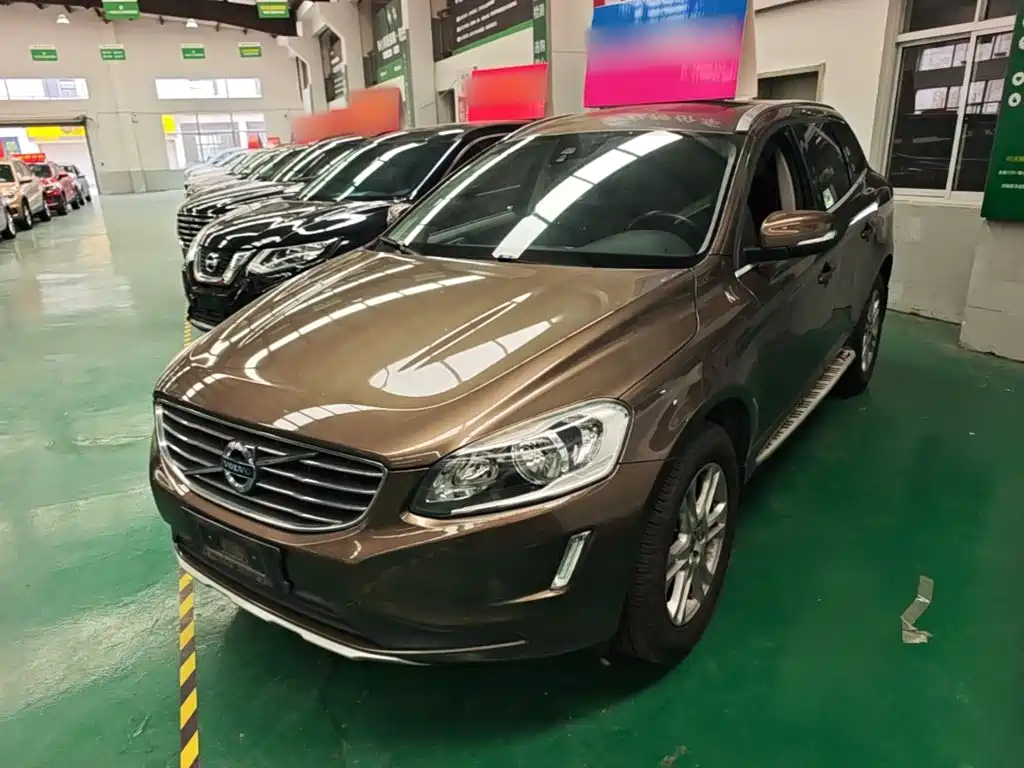 Volvo XC60 2015 — фото 1